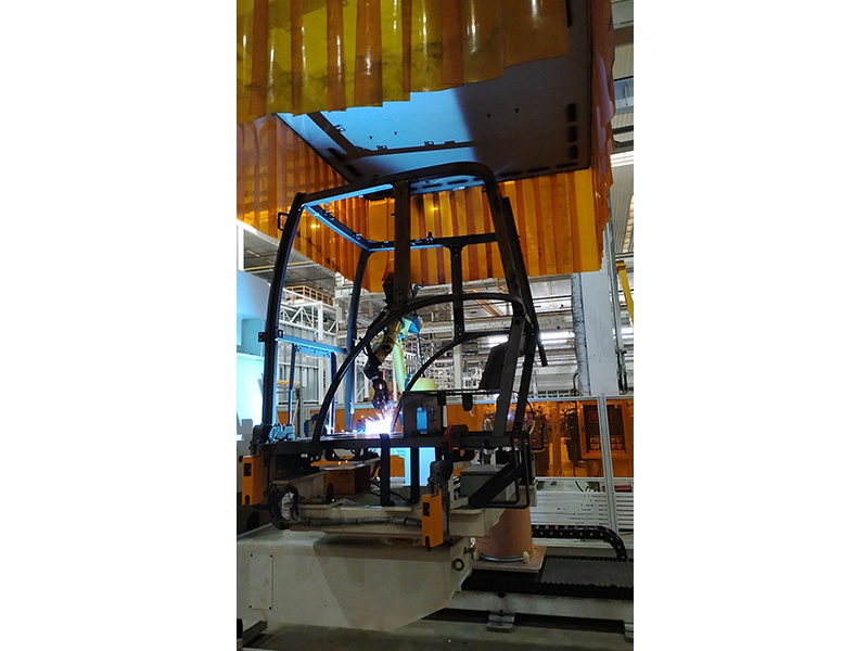 驾驶室总成焊接